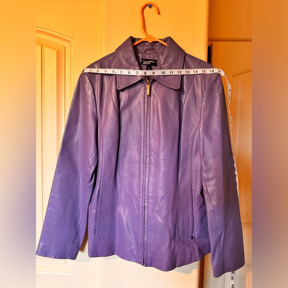 Gorgeous Purple Leather Jacket - Picture 5 of 10